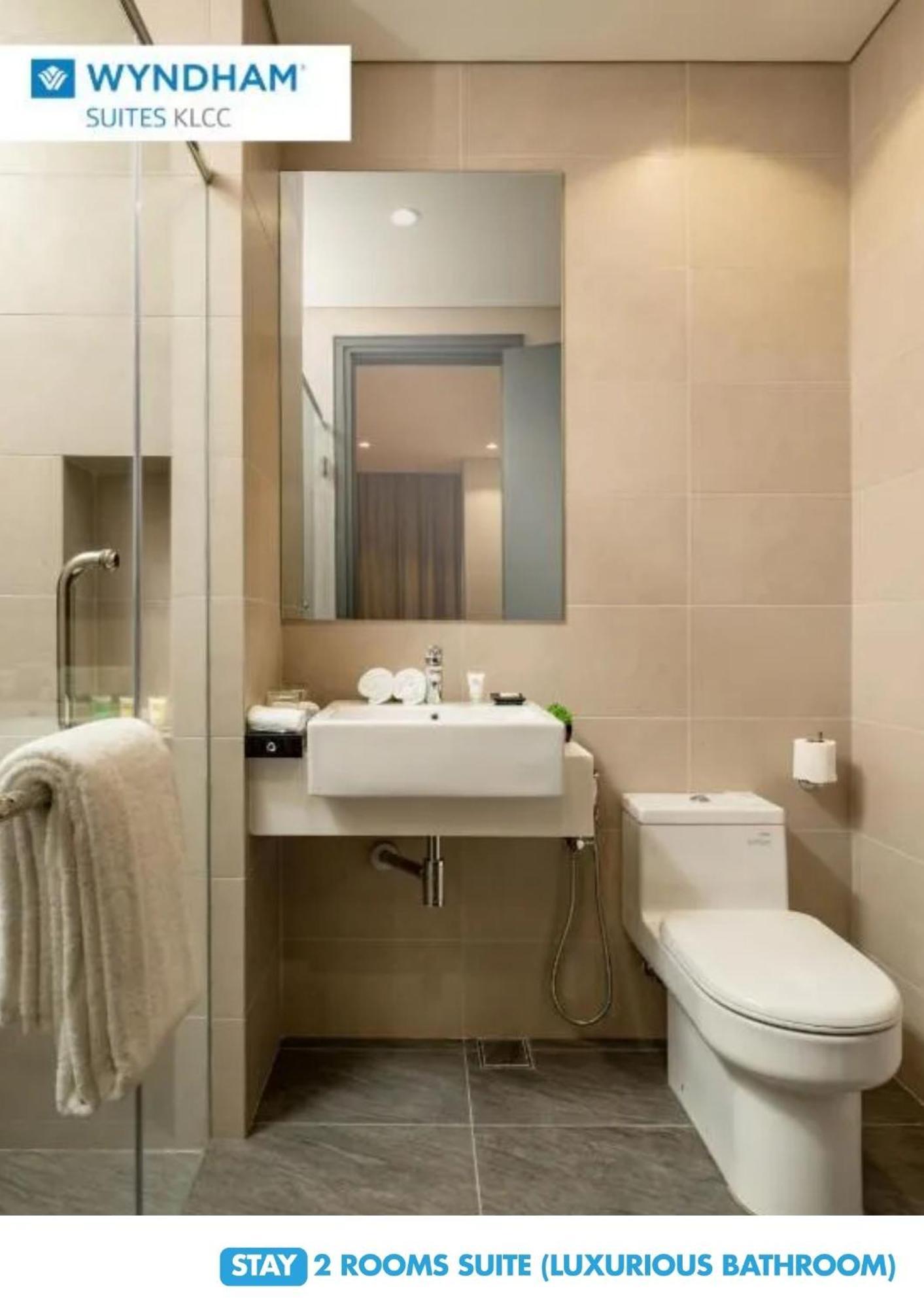 Wyndham Suites Klcc Kuala Lumpur Luaran gambar Bathroom
