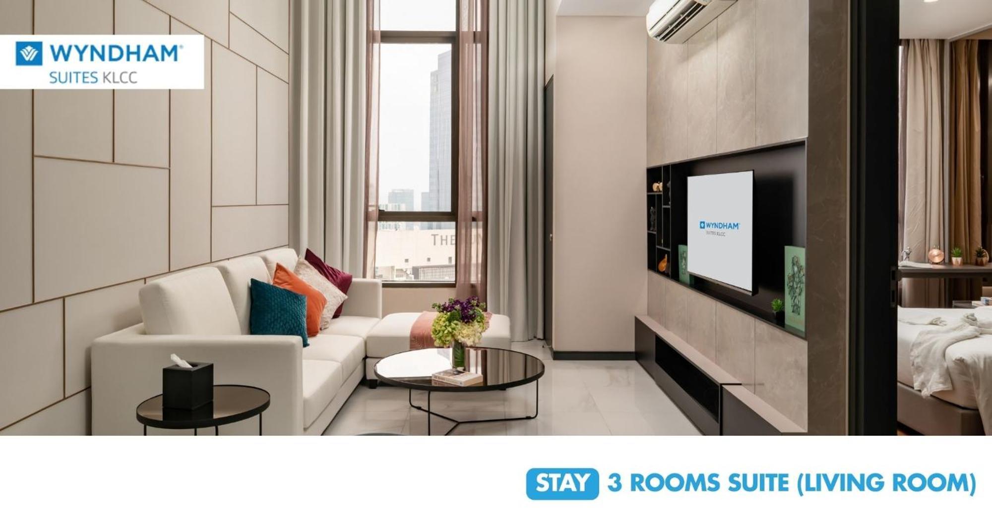 Wyndham Suites Klcc Kuala Lumpur Luaran gambar 3-room suite living room